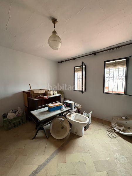 Foto 630a4d11-074f-4641-8dad-ea6c163681f4. Casa adossada a Carmona