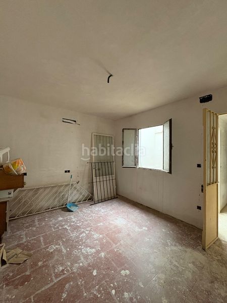 Foto f8350eb8-7143-4528-85c5-8c5866754085. Casa adossada a Carmona