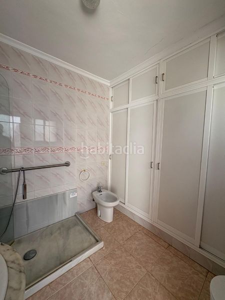 Foto 95da31de-c30b-48f9-b843-c9e33f57a341. Casa aparellada a Carmona