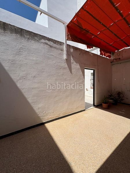 Foto bac269b7-fbf1-4064-b1b1-784498129148. Casa aparellada a Carmona