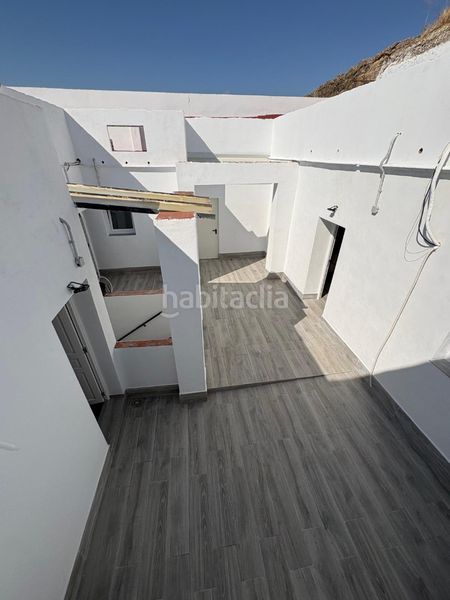 Foto 6e432d46-8aa9-4065-8871-ebfe0bab96ab. Casa aparellada a Carmona