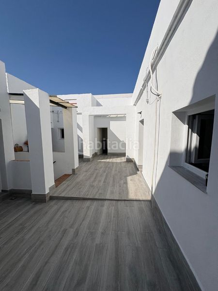 Foto 7874749d-0668-45f3-9a2f-f9043e8ff46d. Casa aparellada a Carmona