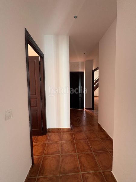 Foto f5e5315a-5c81-4a58-a5f2-d2b630b9e923. Pis amb calefacció a Carmona