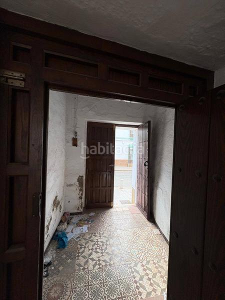 Foto 9d82014b-3f71-42b3-8ef5-05b9239f49a3. Casa adossada a Carmona