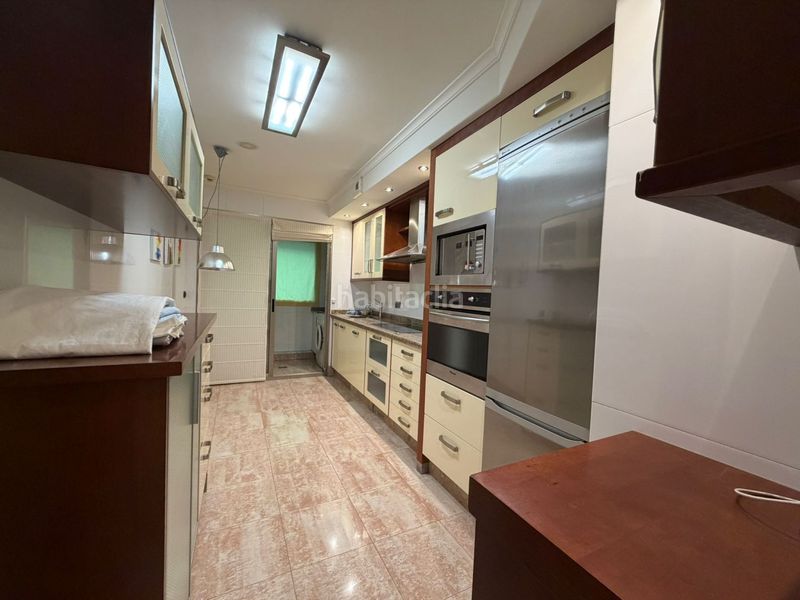 Foto c6965914-5c40-4fee-8339-44bea59bfadb. Rent flat with heating parking in Cuatro Caminos - Plaza de la Cubela Coruña (A)