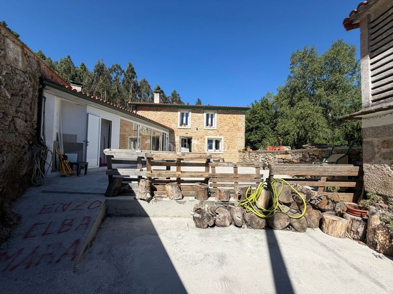 Foto f41bd27b-3dd5-4eea-9574-8beaea962d31. Lloguer casa amb calefacció a Laracha