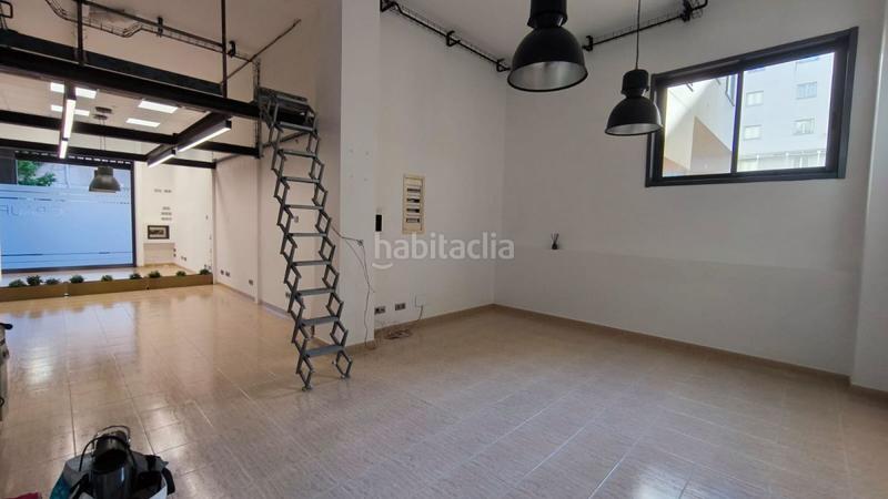 Foto 828b8161-2d84-48d5-b939-dab7d88388c0. Location local commercial dans Someso - Matogrande Coruña (A)