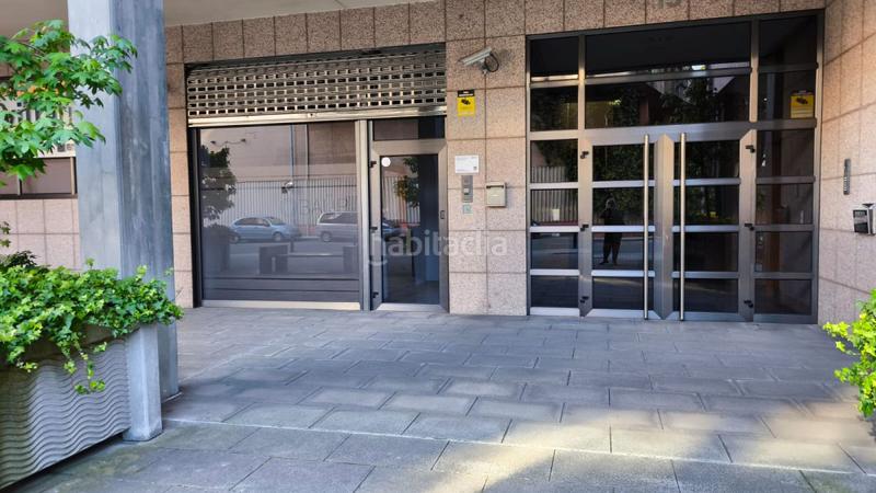 Foto 01806ec3-e54a-41a9-ba9f-206840cbf8cc. Rent business premise in Someso - Matogrande Coruña (A)