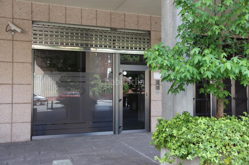 Foto 4672929f-7a0a-4662-bf3a-b7f312c4973a. Rent business premise in Someso - Matogrande Coruña (A)