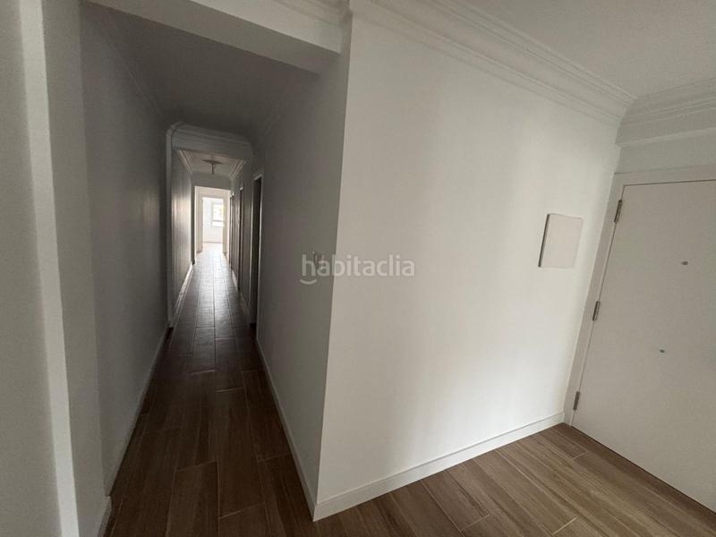 Foto c291b1dc-3a13-40f8-9e93-2c561fc75bea. Rent flat with heating in Os Mallos Coruña (A)