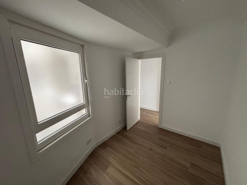 Foto c957fafa-38fe-4401-b328-86abcbec1ef6. Rent flat with heating in Os Mallos Coruña (A)