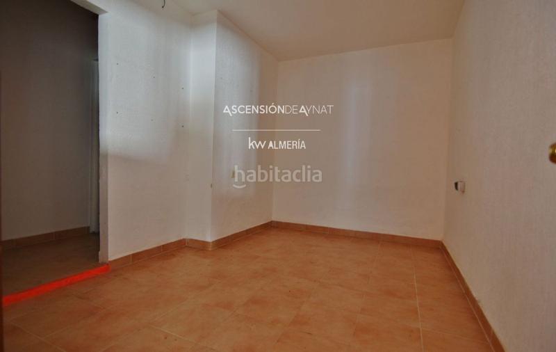 Foto ac21b3e3-ada4-433e-b993-15985f76f93a. Rent business premise in Oliveros - Altamira Almería