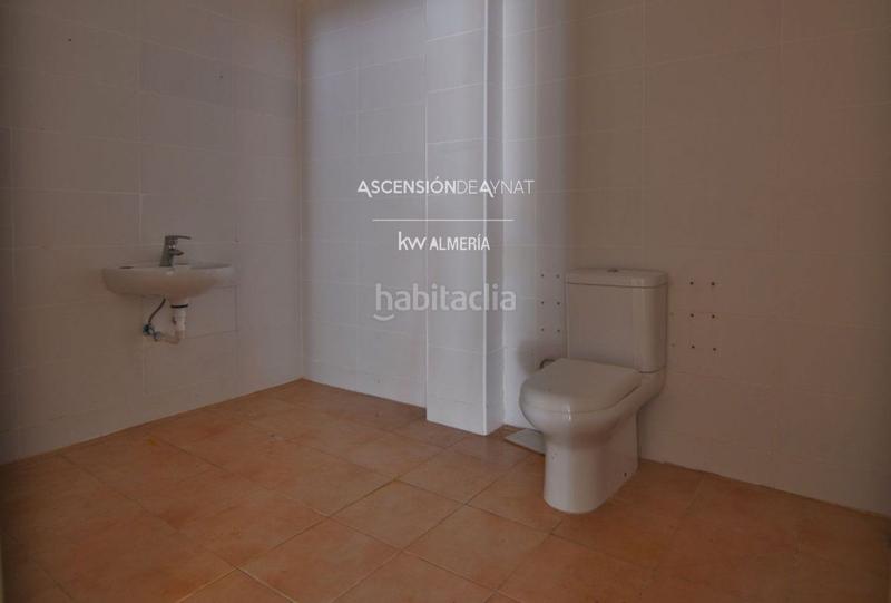Foto d856f19d-e04e-4f24-ace5-e77051e86073. Rent business premise in Oliveros - Altamira Almería