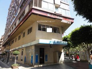 Alquiler Oficina  Marqués de comillas. Su negocio aqui! local para oficinas en excelente ubicación!