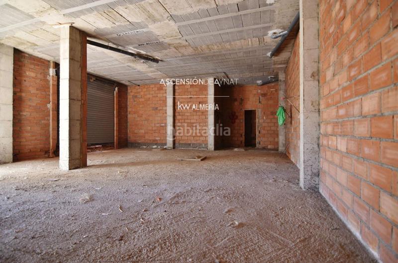 Foto 39dda0cc-f12e-4282-8509-7fb3c5950b74. Rent business premise in El Alquián Almería