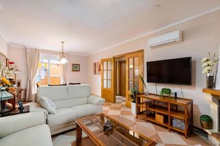 Casa adossada  Manuel rosero. Tríplex adosado de 4 plantas 4 hab, solárium con jacuzzi y garaj