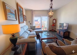 Miete Etagenwohnung  Paseo almeria. Piso luminoso con terraza y vistas en pleno centro de almería