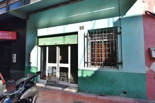 Lloguer Local Comercial  Tirso de molina. En almería