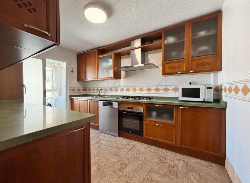 Foto 1b521245-3ad7-4e86-9a73-b7f4d64fd033. Location appartement dans parque nicolás salmerón dans Almería