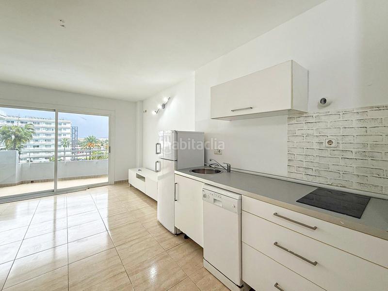 Foto 0248b3dc-5a06-48d3-b427-f014962e09f8. Monolocale in avinguda pere mas i reus 25 in port d´Alcúdia-platja dálcúdia Alcúdia