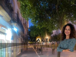 Aparcament cotxe en Centro. En pleno centro