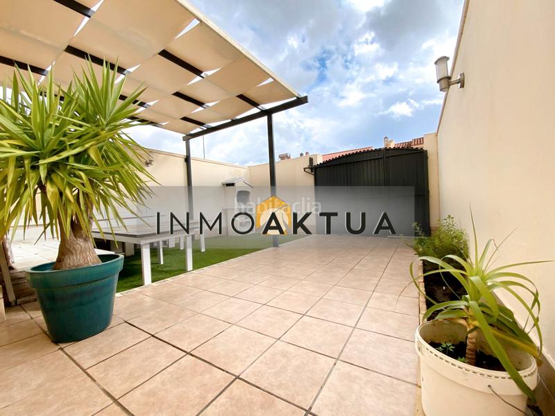 Foto d0829c6d-c489-450c-81fe-daf45abdcf06. Semi detached house in Caballero Bonald-S. José Obrero-Guadalcacín Jerez de la Frontera