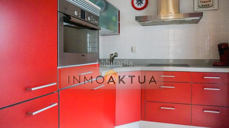 Foto a2e44e51-71c2-4004-afd9-8e8f218a09a0. Lloguer apartament amb aparcament piscina a Centro Jerez de la Frontera