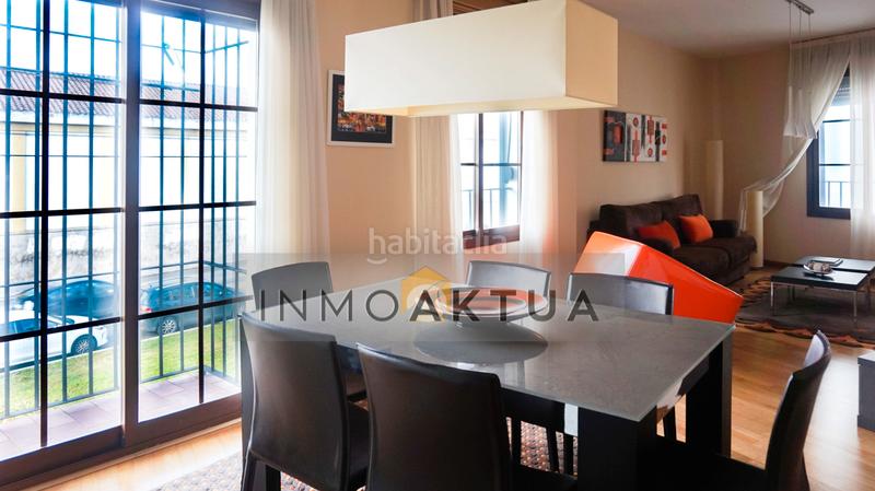 Foto 3bbda67d-ab35-4d67-91f2-122bdb3a2e30. Rent apartment with parking pool in Centro Jerez de la Frontera