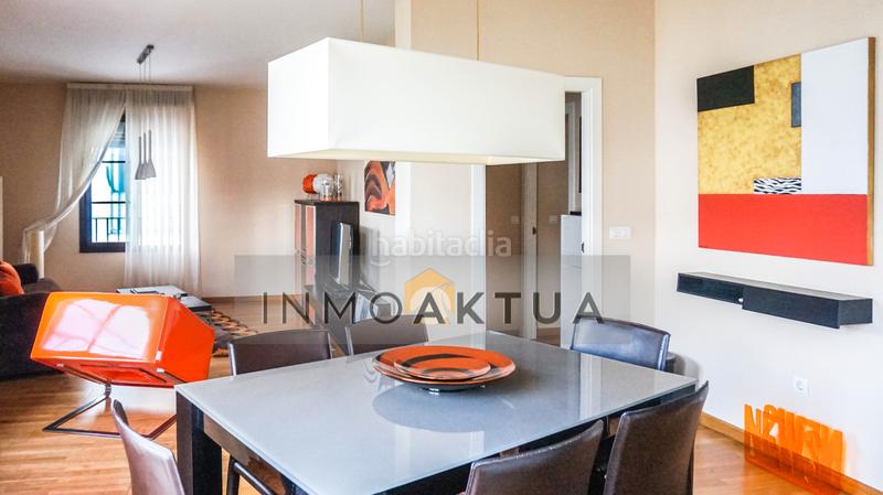 Foto adf1d592-8104-48a1-8ade-3f90a4e0378a. Location appartement avec parking piscine dans Centro Jerez de la Frontera