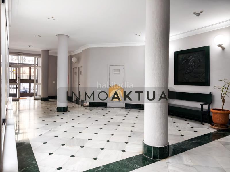 Foto ede55223-d93e-446b-8b82-bce8f8569861. Flat in Plaza de Toros Jerez de la Frontera