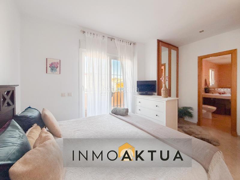 Foto 6730bba2-c71d-4dbf-8242-7fc883dd99bd. Casa adossada a calle virgen de la estrella 40 a Jerez de la Frontera