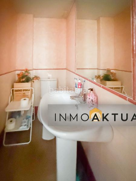 Foto 72cf262b-ddc8-4cb0-8301-a77ea9633bbc. Casa adossada a calle virgen de la estrella 40 a Jerez de la Frontera