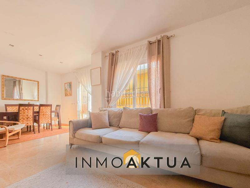 Foto d1e41aa8-df73-4e60-b338-119257929056. Casa adossada a calle virgen de la estrella 40 a Jerez de la Frontera