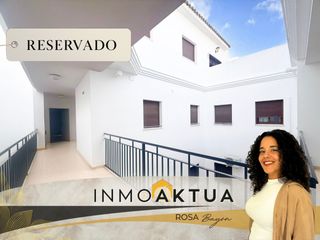 Piso en Madre de Dios. Centro y comodidad: piso con garaje incluido