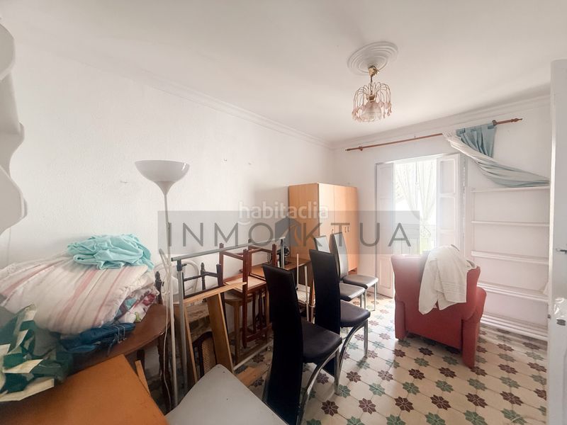 Foto a704616b-8456-4fdf-b07c-9ebcf844b35c. Casa amb aparcament a Centro Jerez de la Frontera