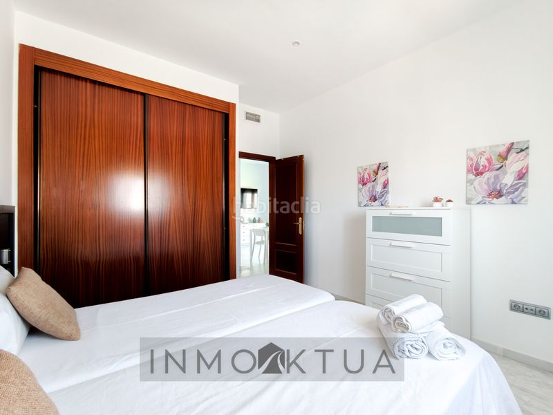 Foto ac25417c-df7a-40c1-a659-c7dfe9d4e557. Flat with pool in Avenida Juan Diego Bormujos