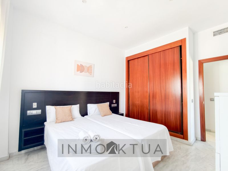 Foto c51bb8f9-4d27-4f93-8715-fcc5bfa731fa. Flat with pool in Avenida Juan Diego Bormujos