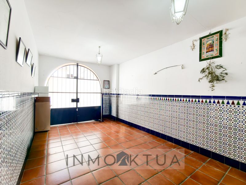 Foto 514354b2-9115-42ca-98d8-01187b2fe548. Casa amb aparcament a Centro Jerez de la Frontera