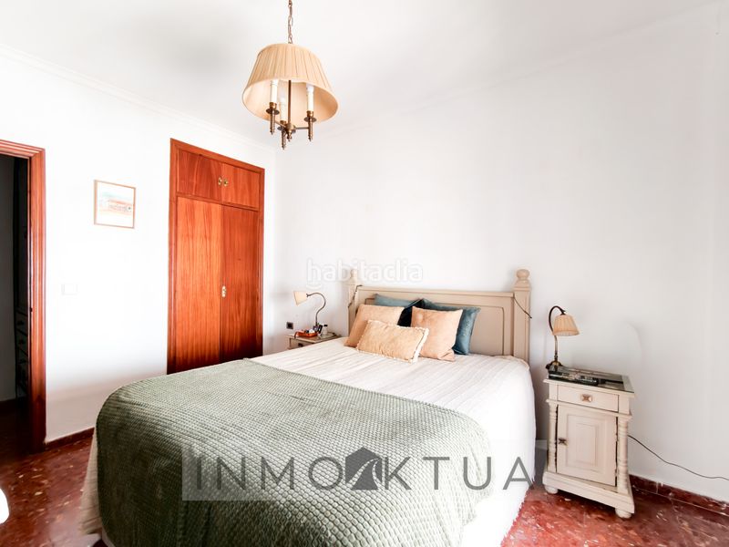 Foto f7b15f06-01db-43eb-9f9b-82c5d07cfbe2. Casa amb aparcament a Centro Jerez de la Frontera