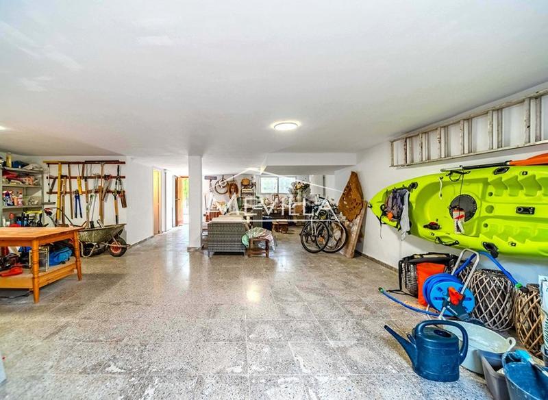 Foto 22b4222e-c7f3-4bac-b5ca-c41f727ae3ab. Maison avec parking piscine dans Campoamor Orihuela