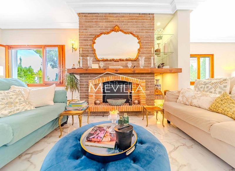 Foto ee1606c1-9fe2-4474-801f-3cb914db1948. Maison avec parking piscine dans Campoamor Orihuela