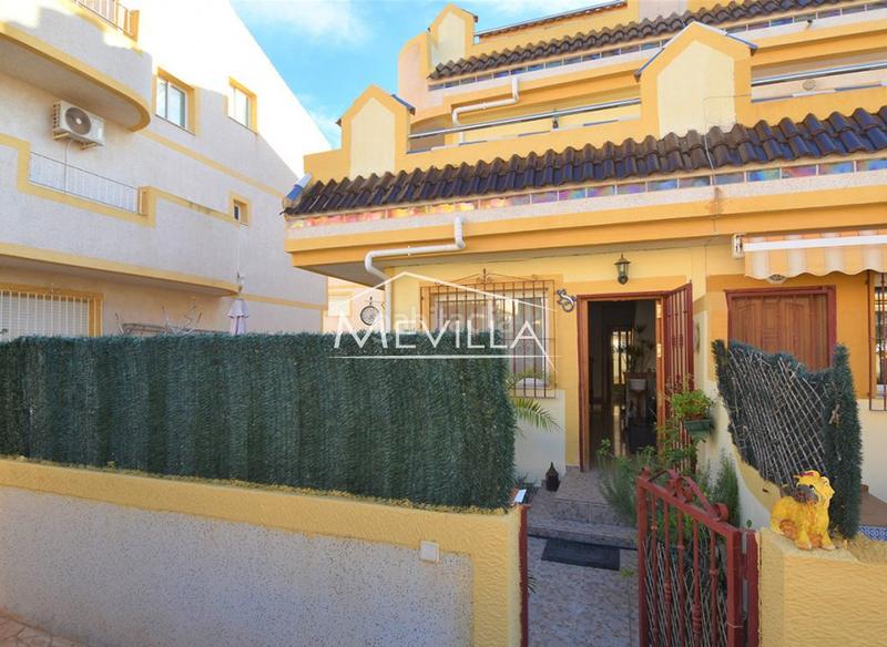 Foto 6f76f595-d803-4990-a088-18480113e276. Casa adosada en Orihuela ciudad Orihuela