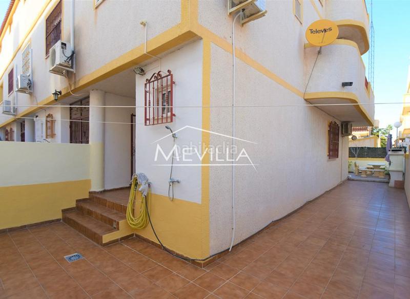 Foto 355f7e7d-95ce-4f46-b3e4-7704dd0d26d7. Maison jumelée avec parking dans Orihuela ciudad Orihuela