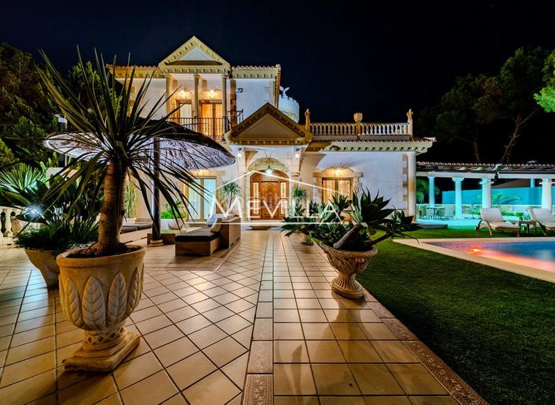 Foto 5a5335ba-9818-4541-bda5-7aa840856d6f. Haus mit parking pool in Campoamor Orihuela