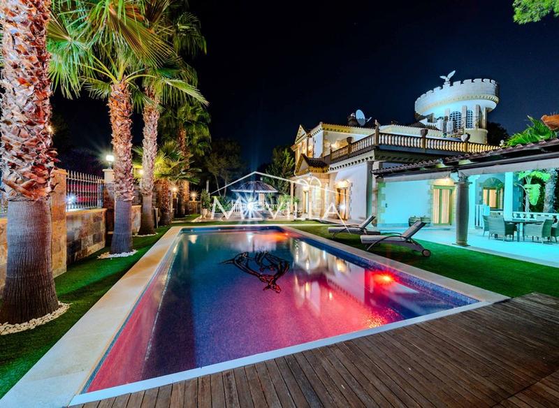 Foto 5f7accb8-c761-4ddb-8a44-04927fe8bdd5. Haus mit parking pool in Campoamor Orihuela