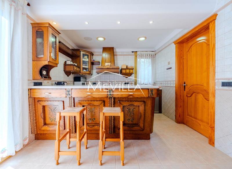 Foto 7785b82a-8083-4fa6-a15e-5288bc64b450. House with parking pool in Campoamor Orihuela