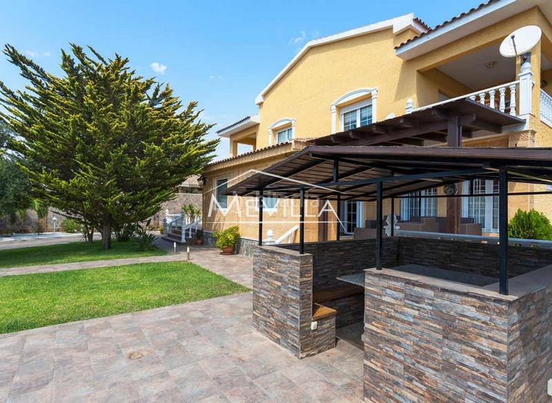 Foto ef41d255-2886-4c65-91ed-21c16d5ff687. Maison avec parking piscine dans Cabo Roig Orihuela