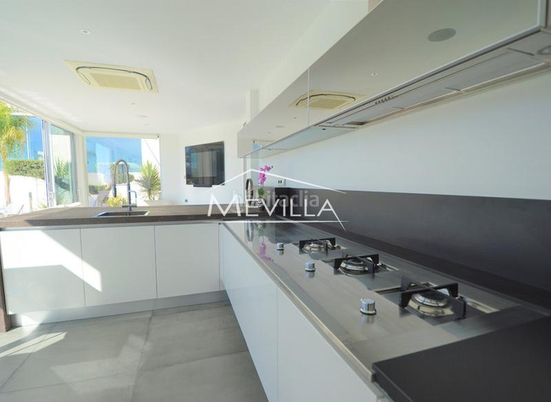 Foto 48476682-c6af-4ca2-a6b2-3bb43e41e0e9. Haus mit parking pool in Lomas de Campoamor - Las Ramblas Orihuela