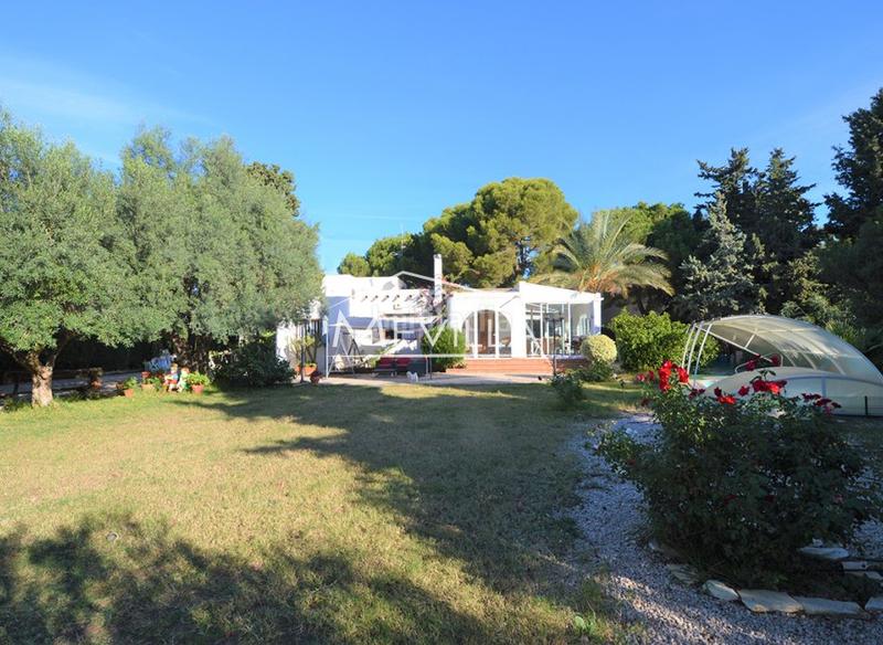 Foto 6f97ac04-4e42-45f0-a725-a343e36bb7d3. Terreno residencial en Cabo Roig Orihuela