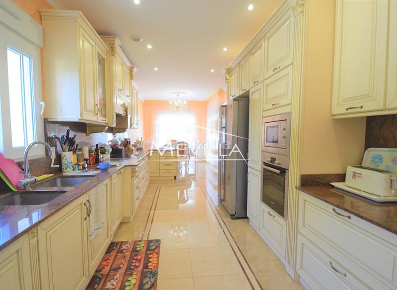 Foto 2d0f9953-6ff3-441e-b864-cebb5d3e0eb4. Casa en Orihuela ciudad Orihuela